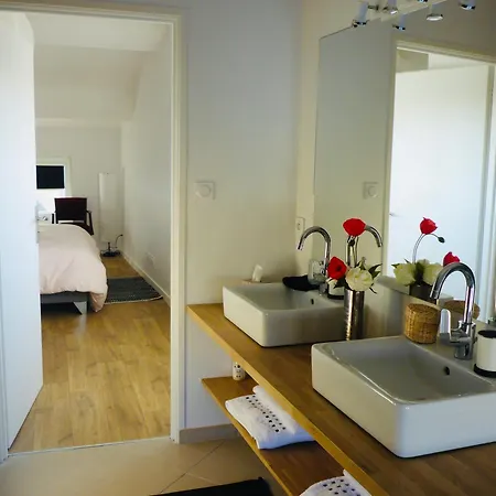 La Dormance Bed & Breakfast