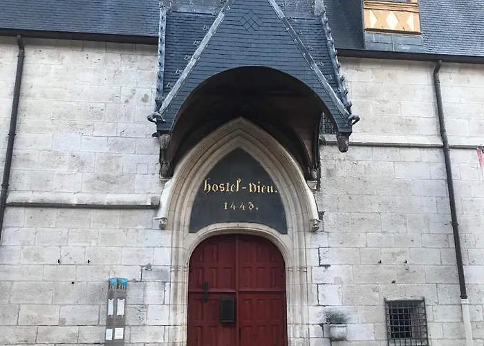 La Dormance 4* Beaune (Cote d'Or)